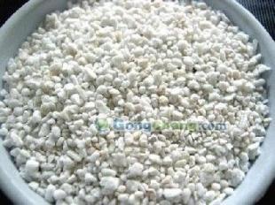 專業供應珍珠巖產品 大量批發膨脹珍珠巖與珍珠巖保溫磚，助力建筑建材行業